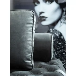 KARE Design Liege Bottone Velvet Grau- Sofas & Couches